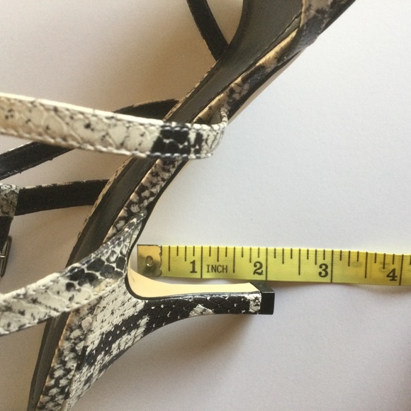 Alex Marie Black and White Snake Print Strap Heels. Size 10 - Picture 8 of 9